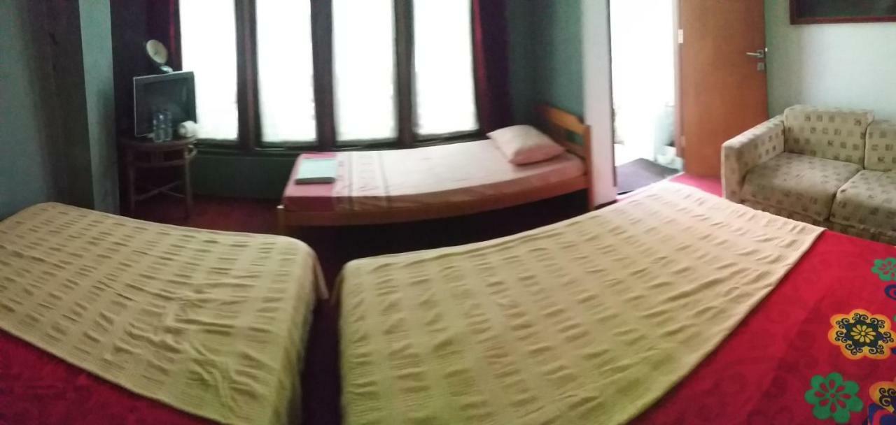 Homestay Triniti レムバン エクステリア 写真